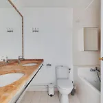 Appartement Proche Tour Eiffel Avec Ascenseur